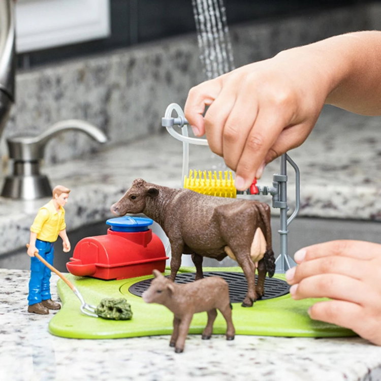 Комплект Веселото къпане на кравите, Schleich