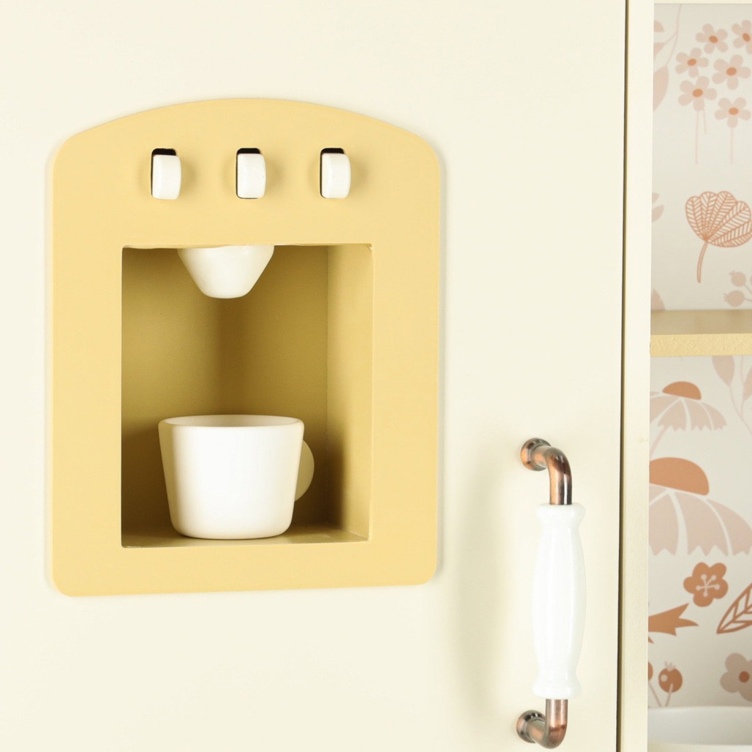 Детска дървена кухня с вода, звуци и светлина