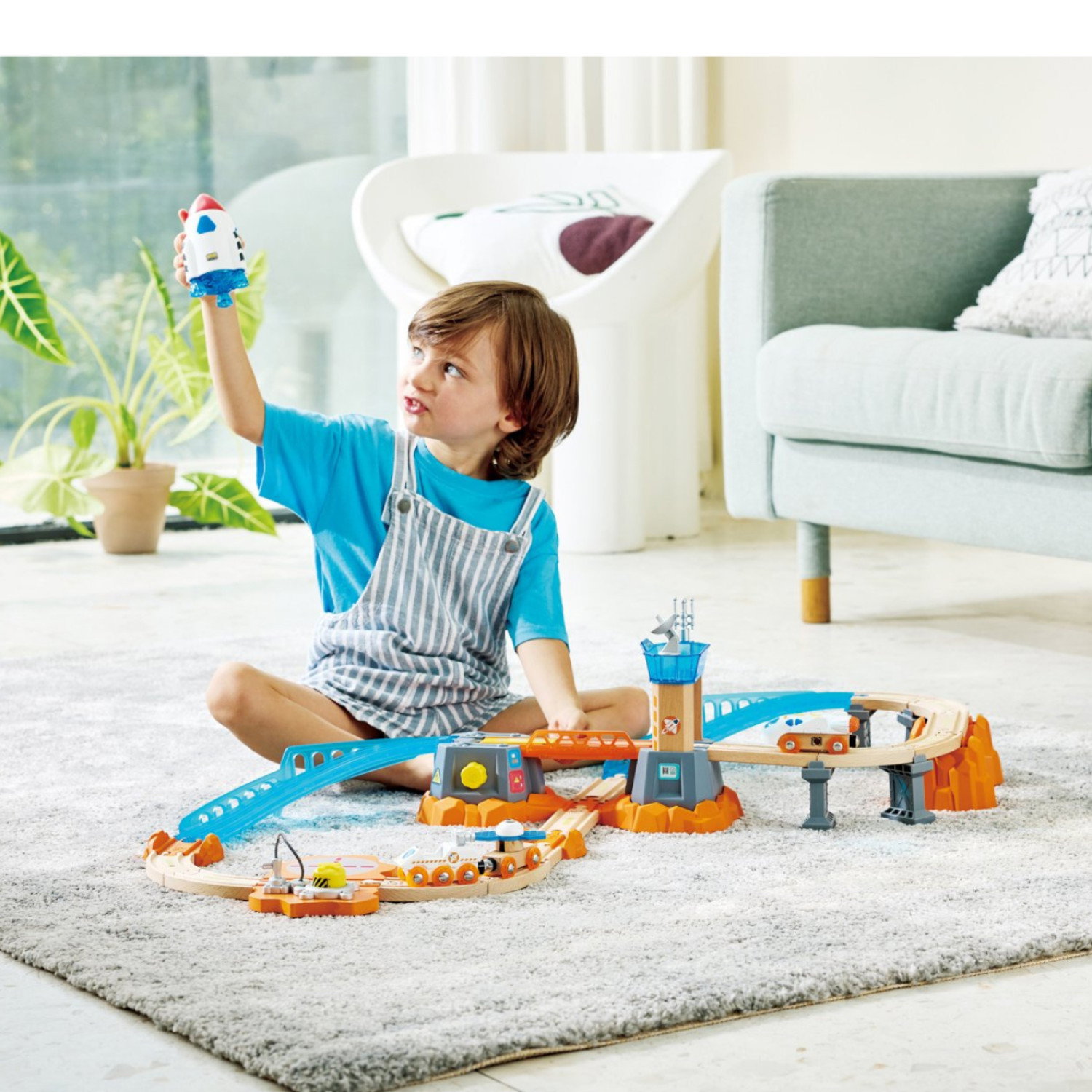 Дървен железопътен комплект Марс, Hape
