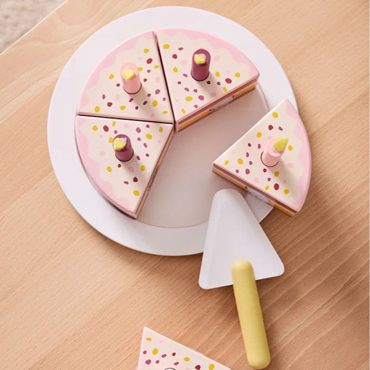 Дървена торта със свещички